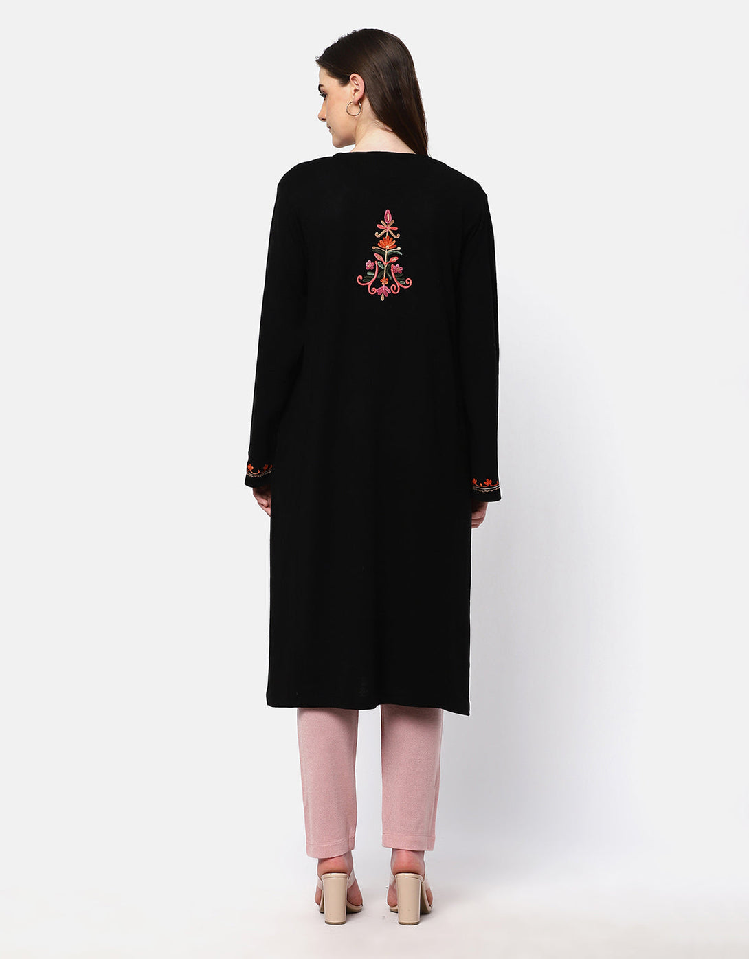 Women Woolen Kashmiri Embroidered Phiran