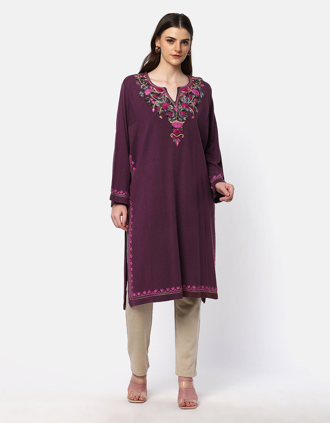 Women Woolen Kashmiri Embroidered Phiran
