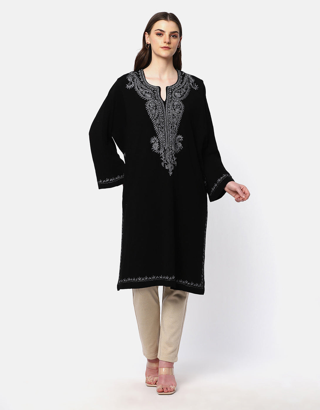Kashmiri Woolen Embroidered Phiran